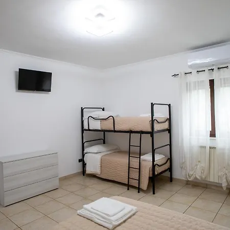 Introdacqua Holidays Konukevi 3*