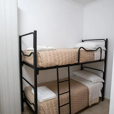 Konukevi Introdacqua Holidays 3*