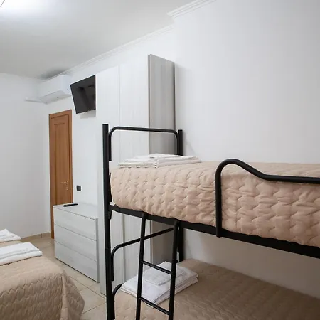 Introdacqua Holidays Guest house