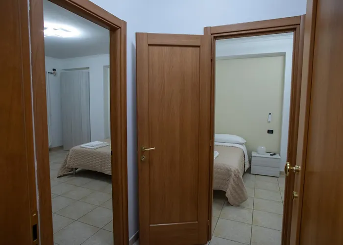 Konukevi Introdacqua Holidays 3*