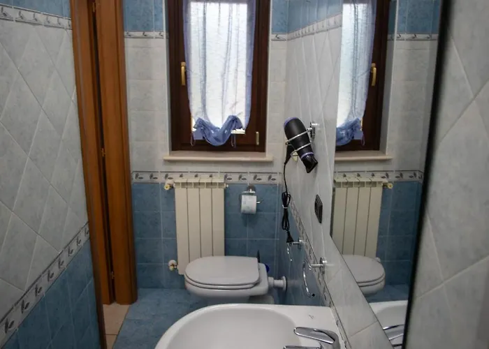 Konukevi Introdacqua Holidays 3*